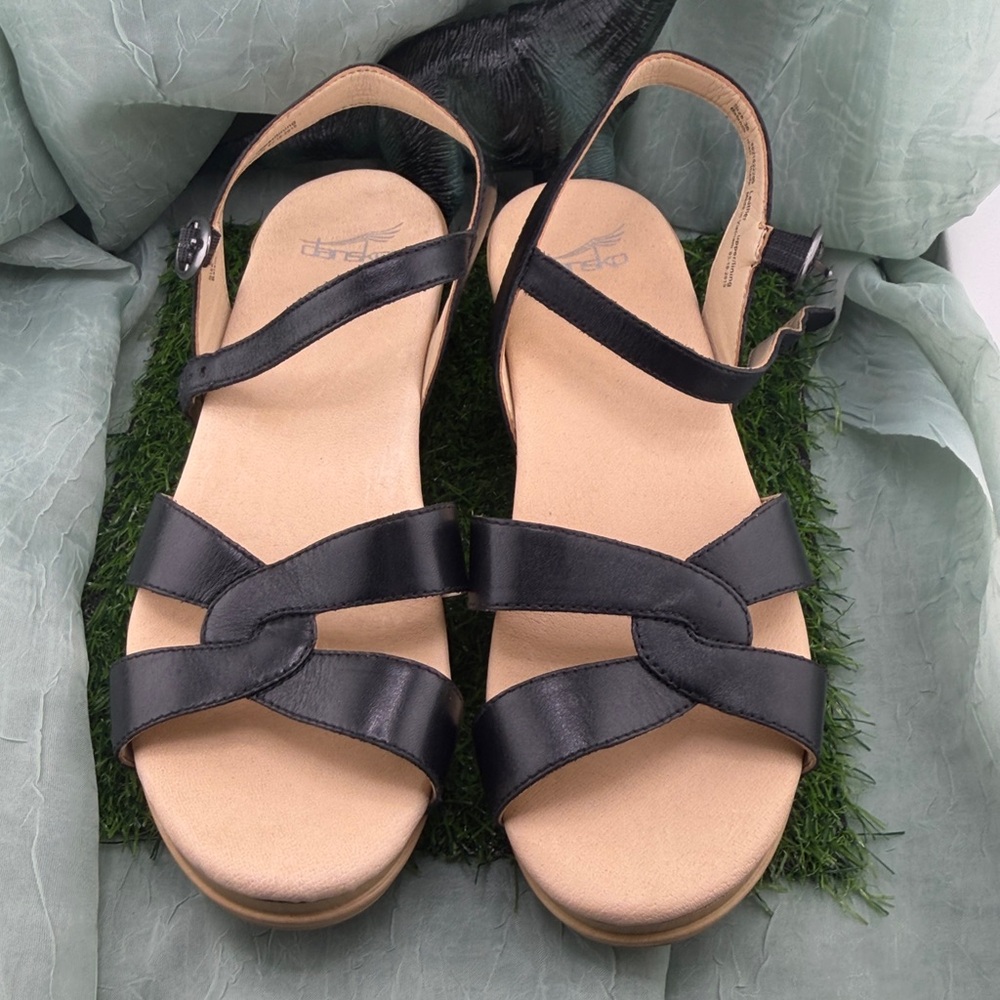 Dansko Women’s Karmen Black Leather Platform Wedge Sandals - 38 - Picture 9 of 14